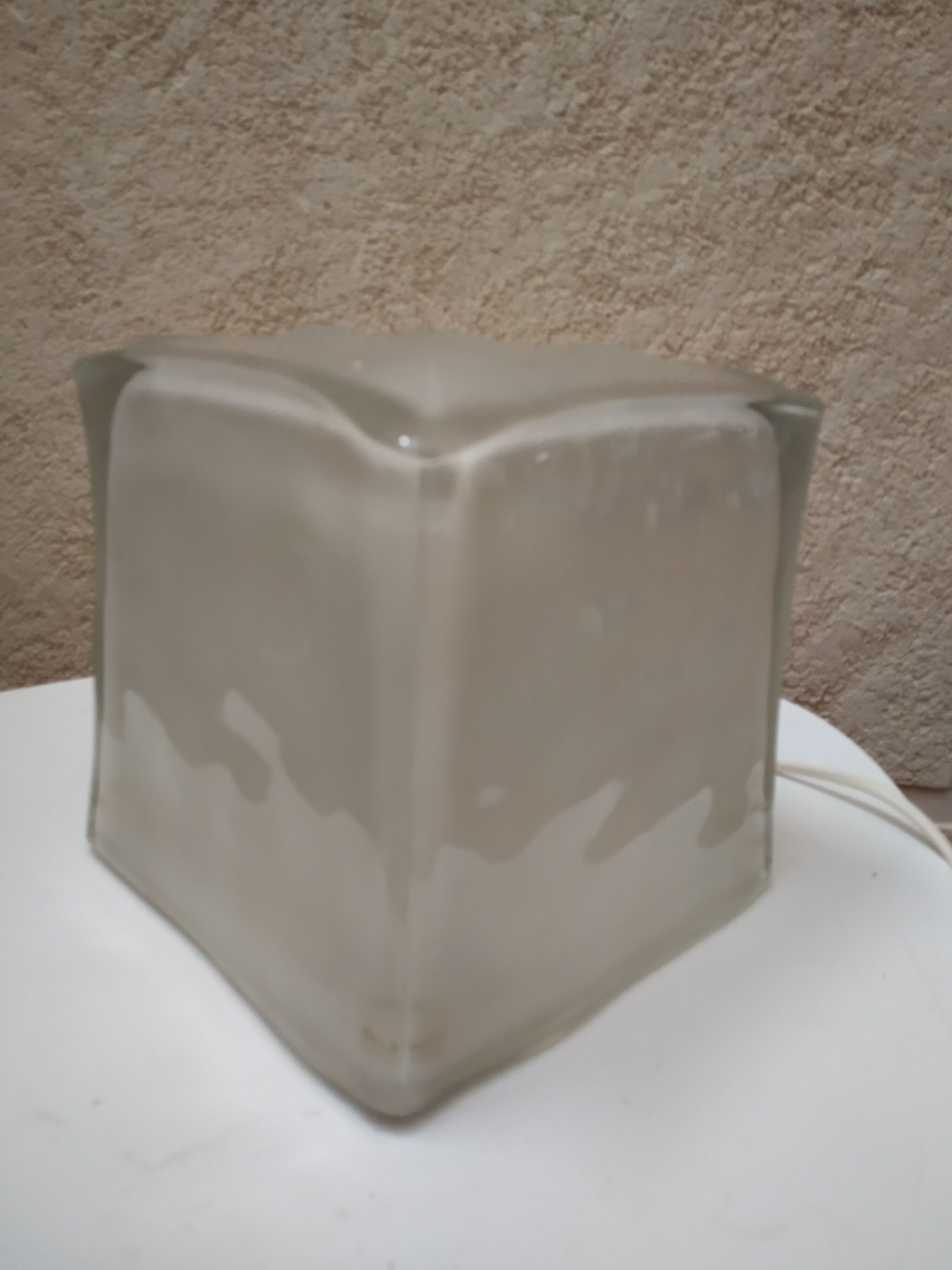 Ice cube lamp