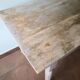 Table en bois bureau patine grise