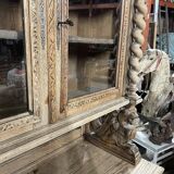 Hunting buffet with 2 bodies