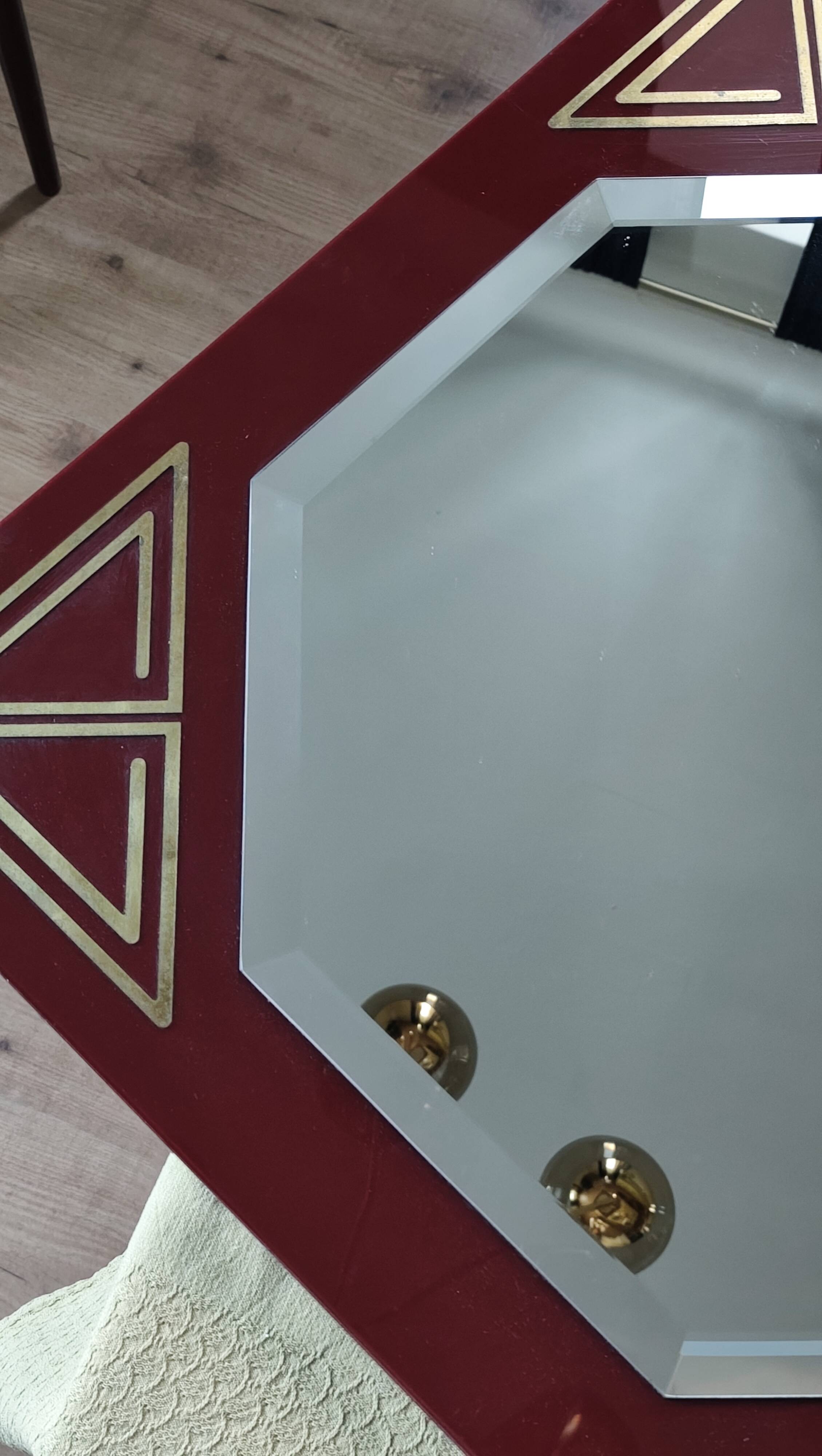 Miroir laqué et incrustation doré vintage