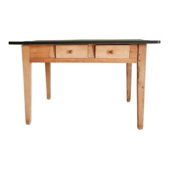 Old farm trade table 4 drawers
