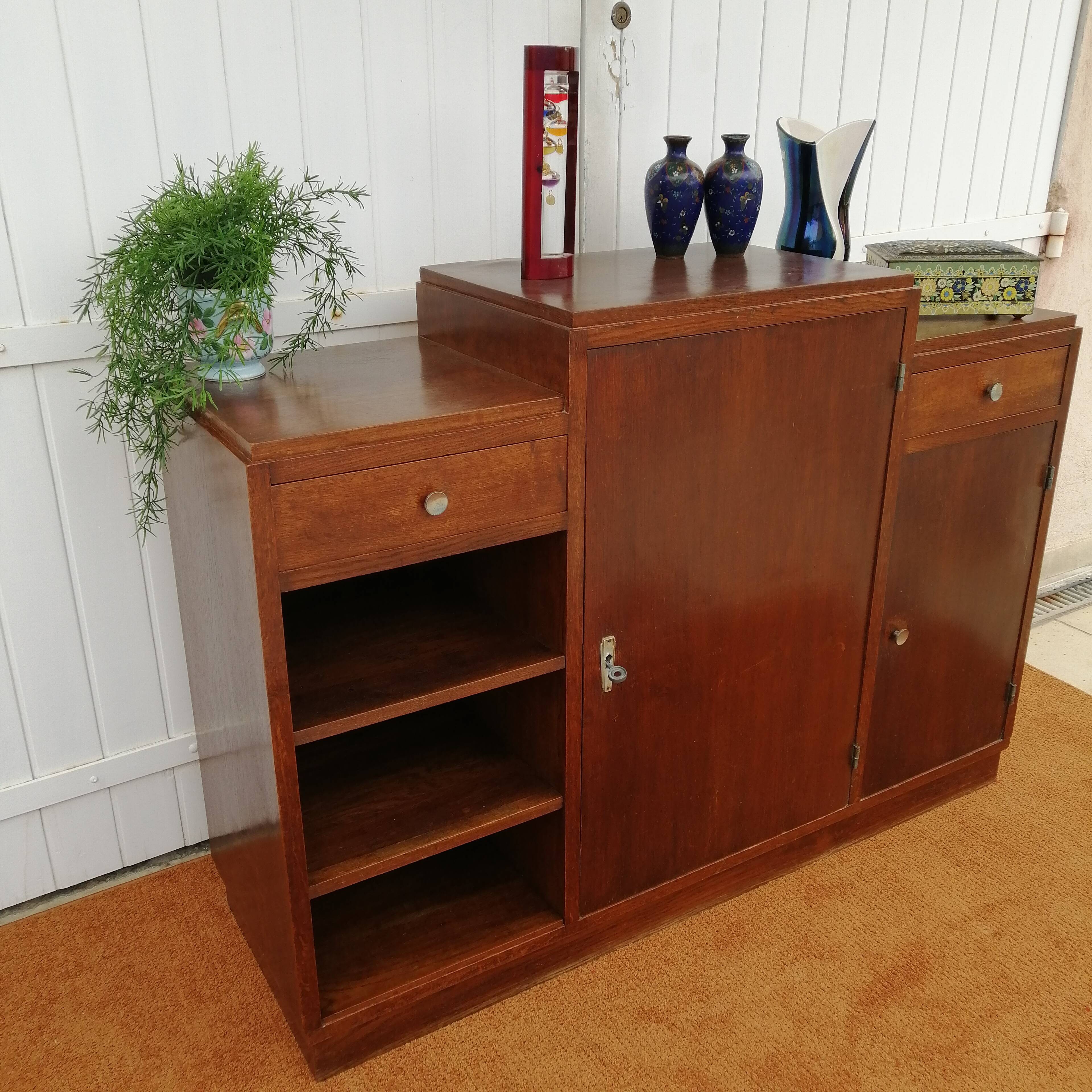 Asymmetrical furniture from the 1930s