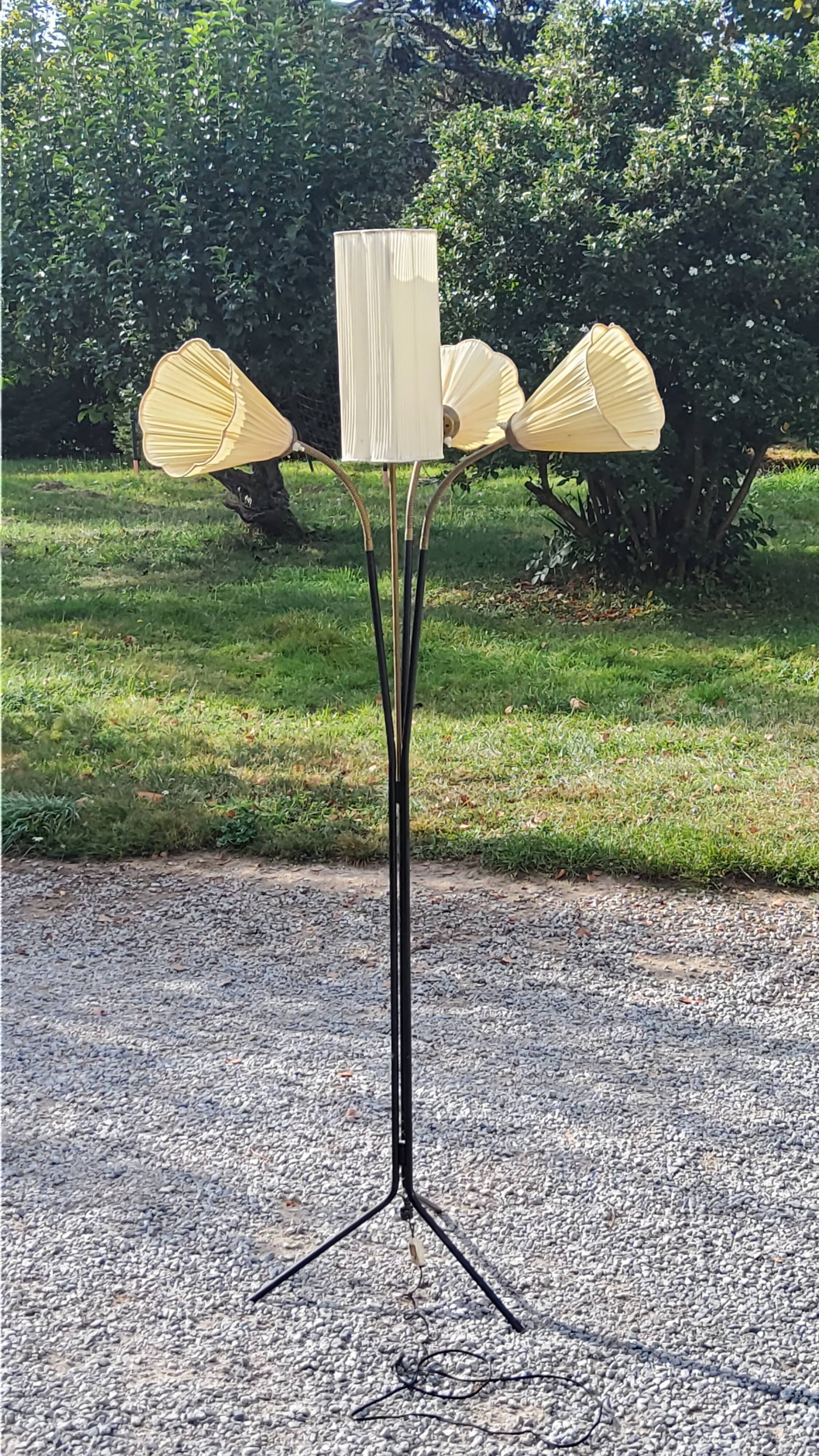Vintage floor lamp from the 50s in metal and brass 4 flexible lights with tripod base