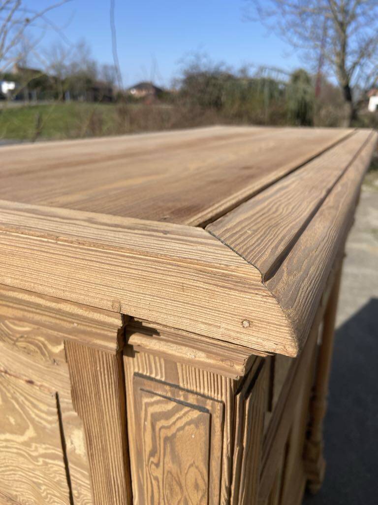 High-end Parisian buffet