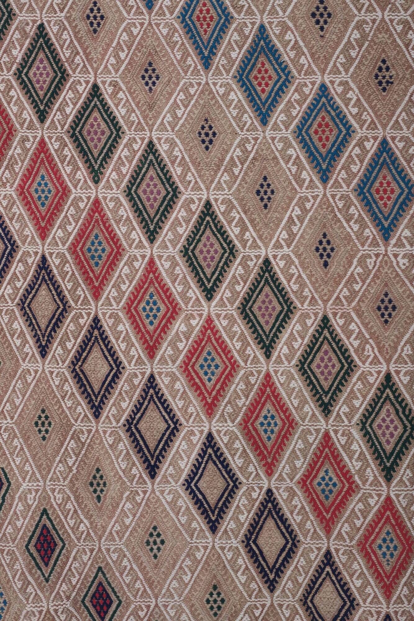 Vintage Turkish kilim, handwoven, 152x212 cm.