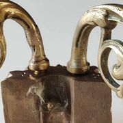 Wall light/Piano with 2 lights. Louis XVI style. In gilded bronze