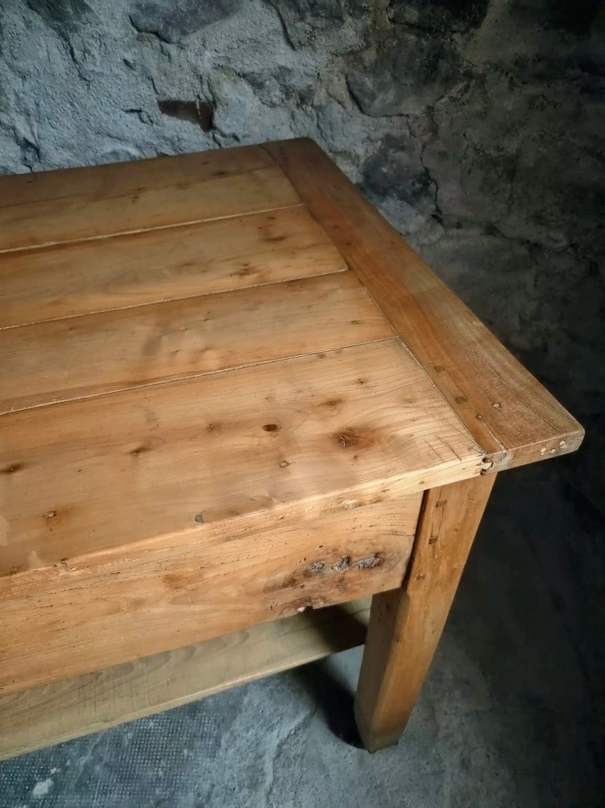 Îlot de cuisine ancien en bois de cerisier avec 3 tiroirs