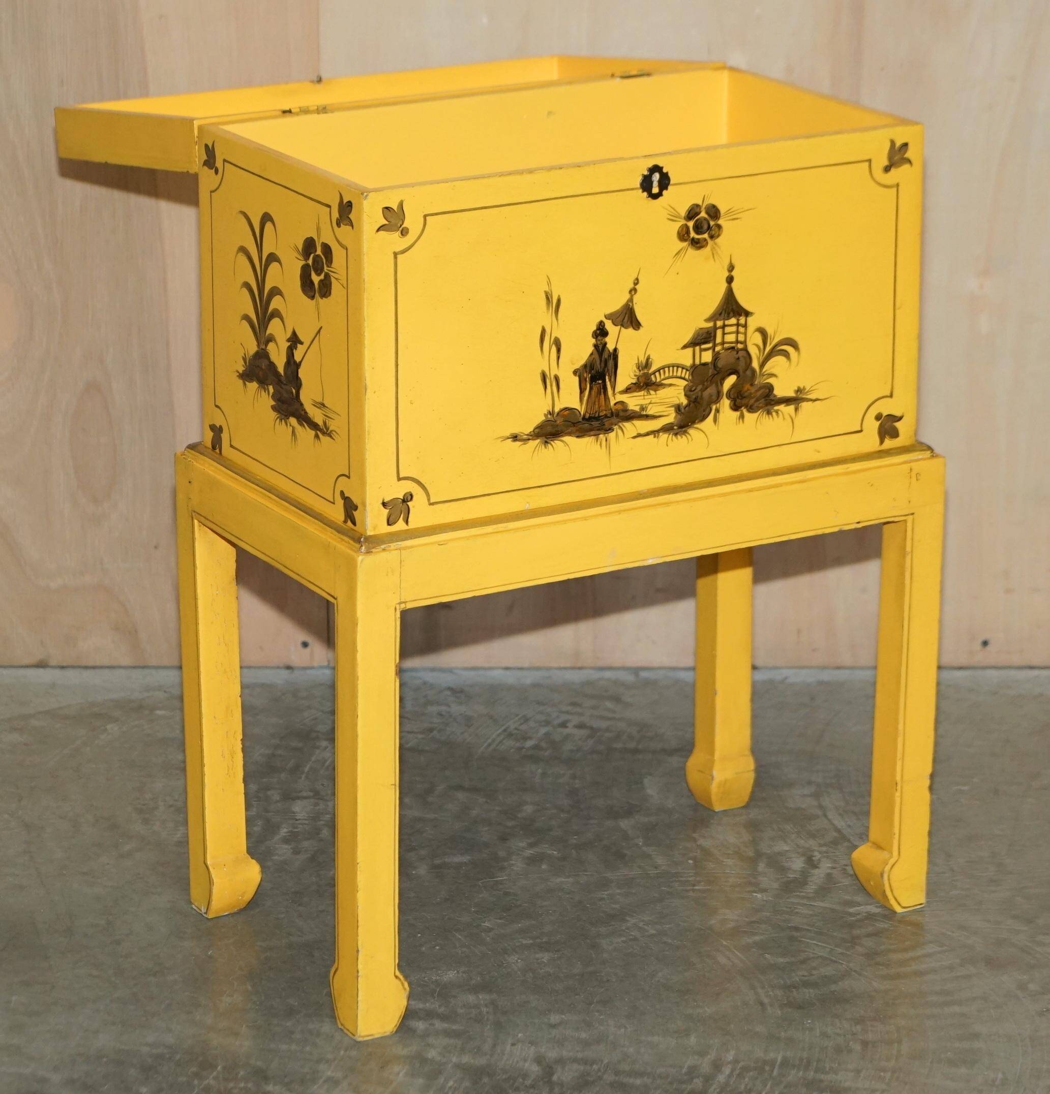 Antique Japanese commode hand-painted and lacquered.