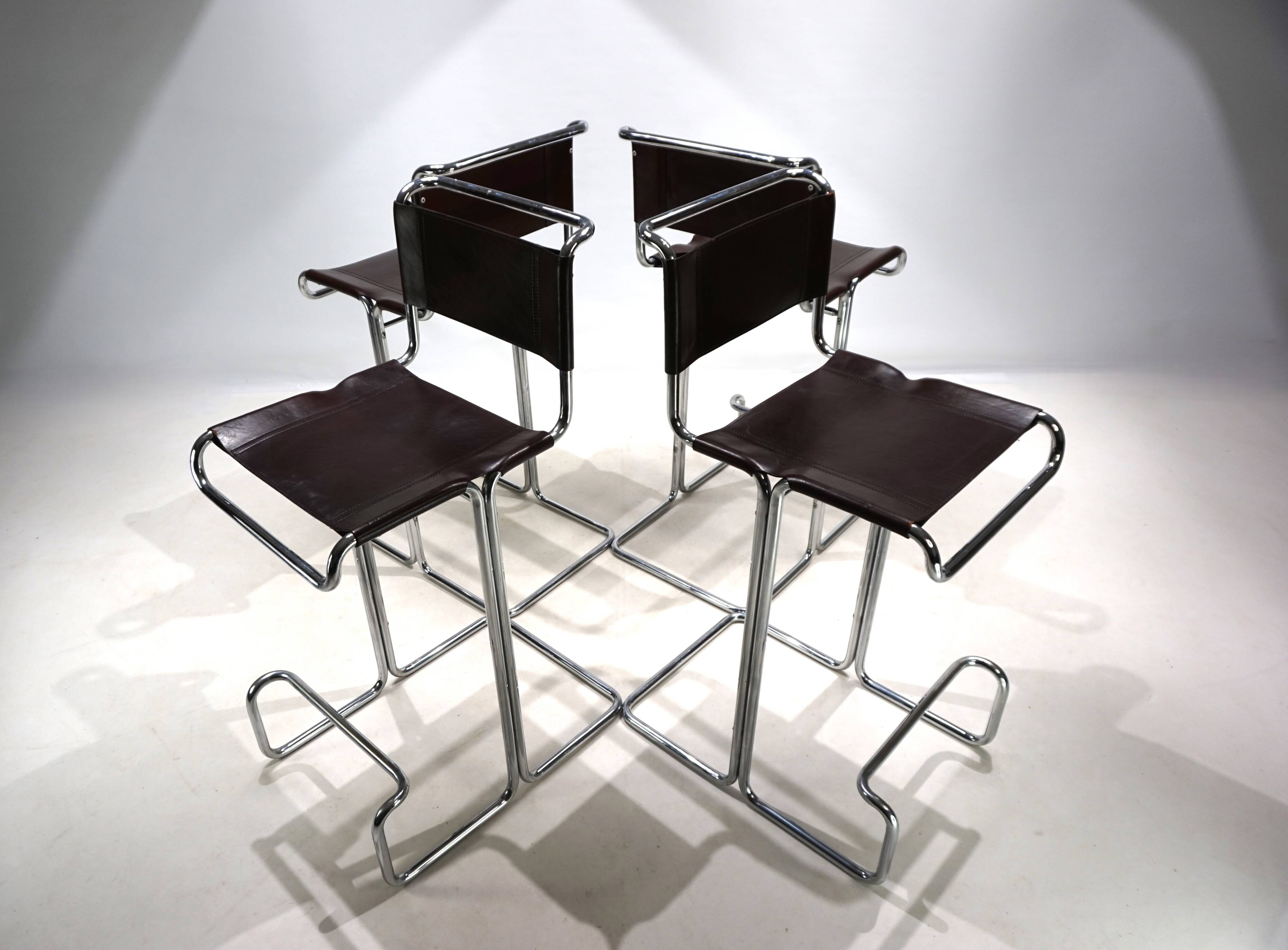 Ensemble de 4 tabourets de bar en acier tubulaire Linea Veam, 1960