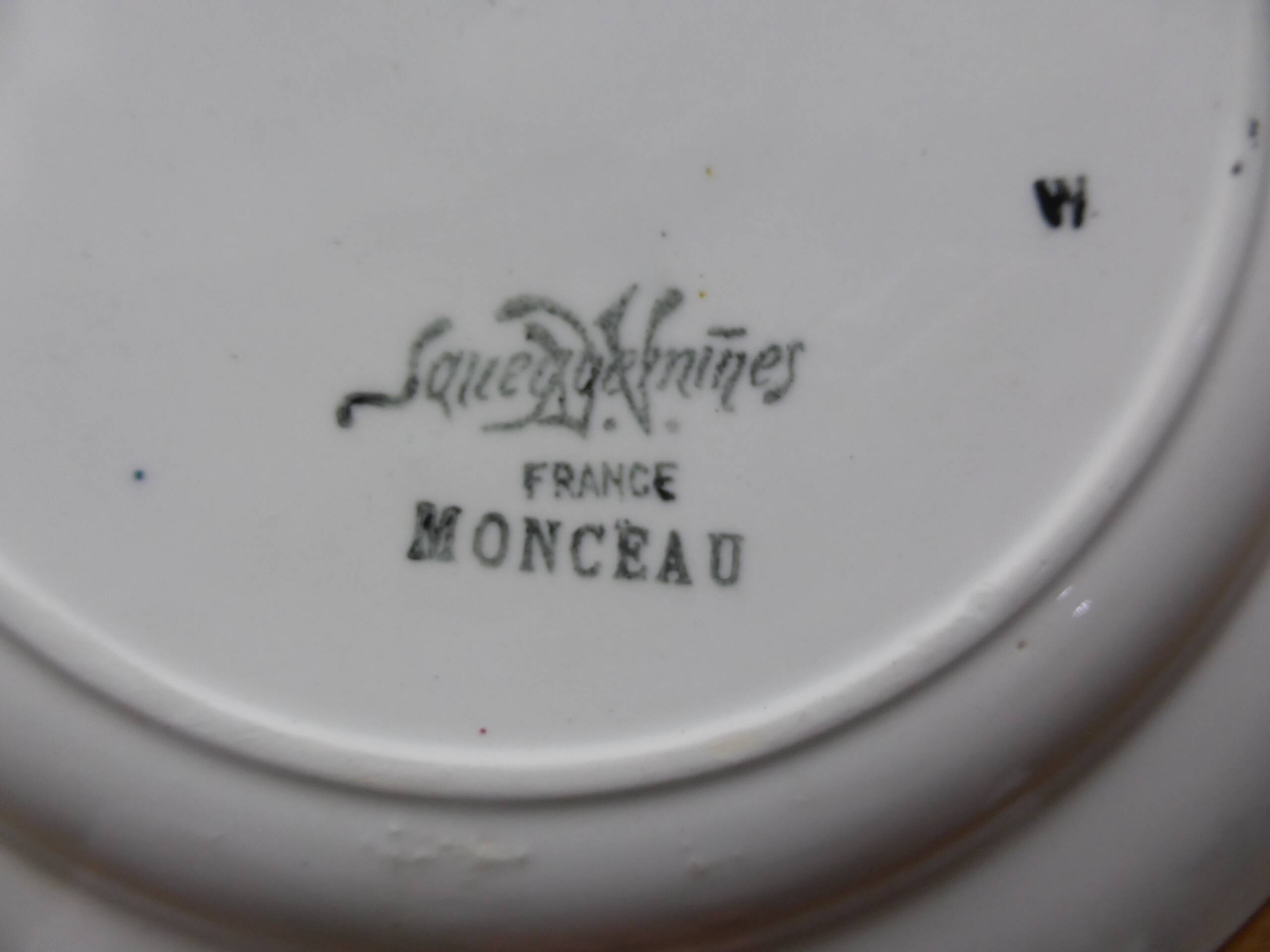 6 Sarreguemines dinner plates, Monceau pattern 200210