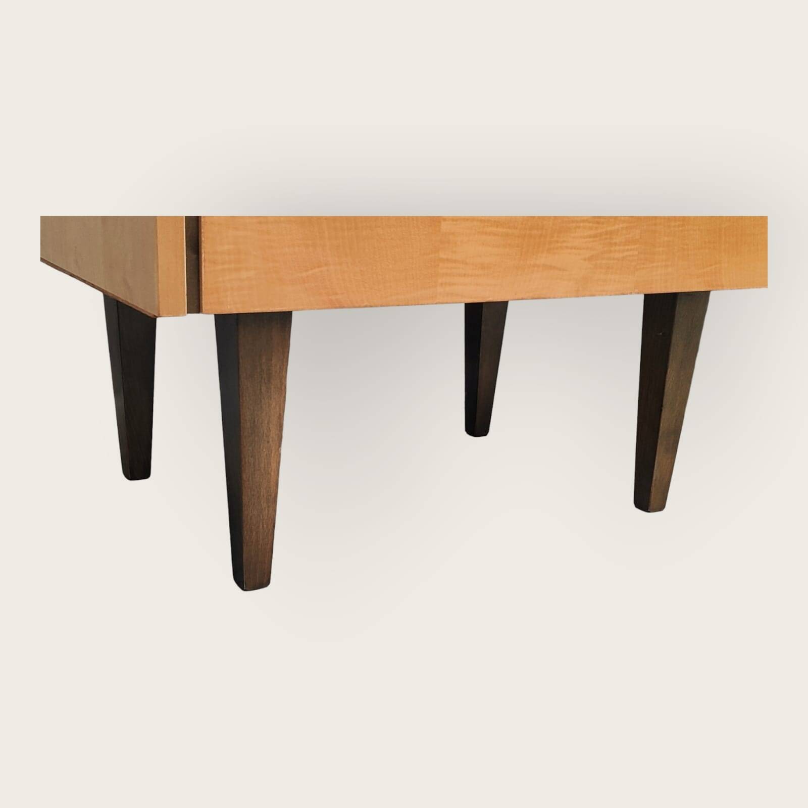 Deux chevets du milieu du siècle