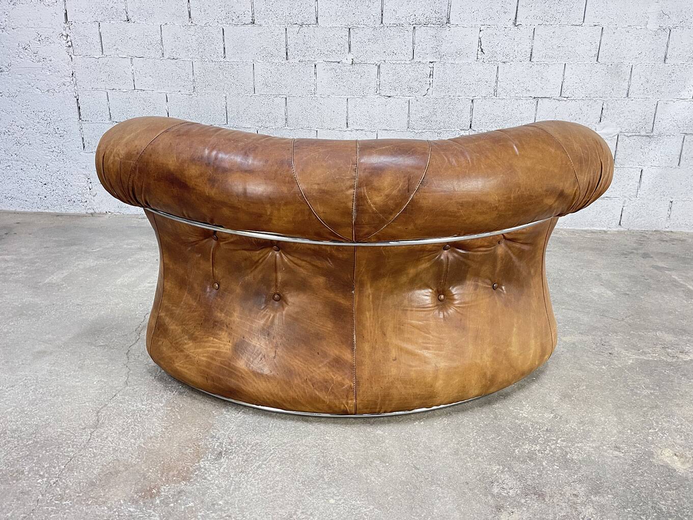 Fauteuil d'angle vintage en cuir, design italien des années 1970