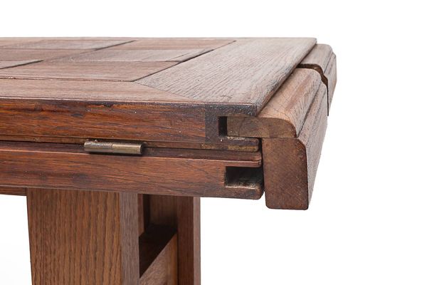 Table de repas Guillerme et Chambron