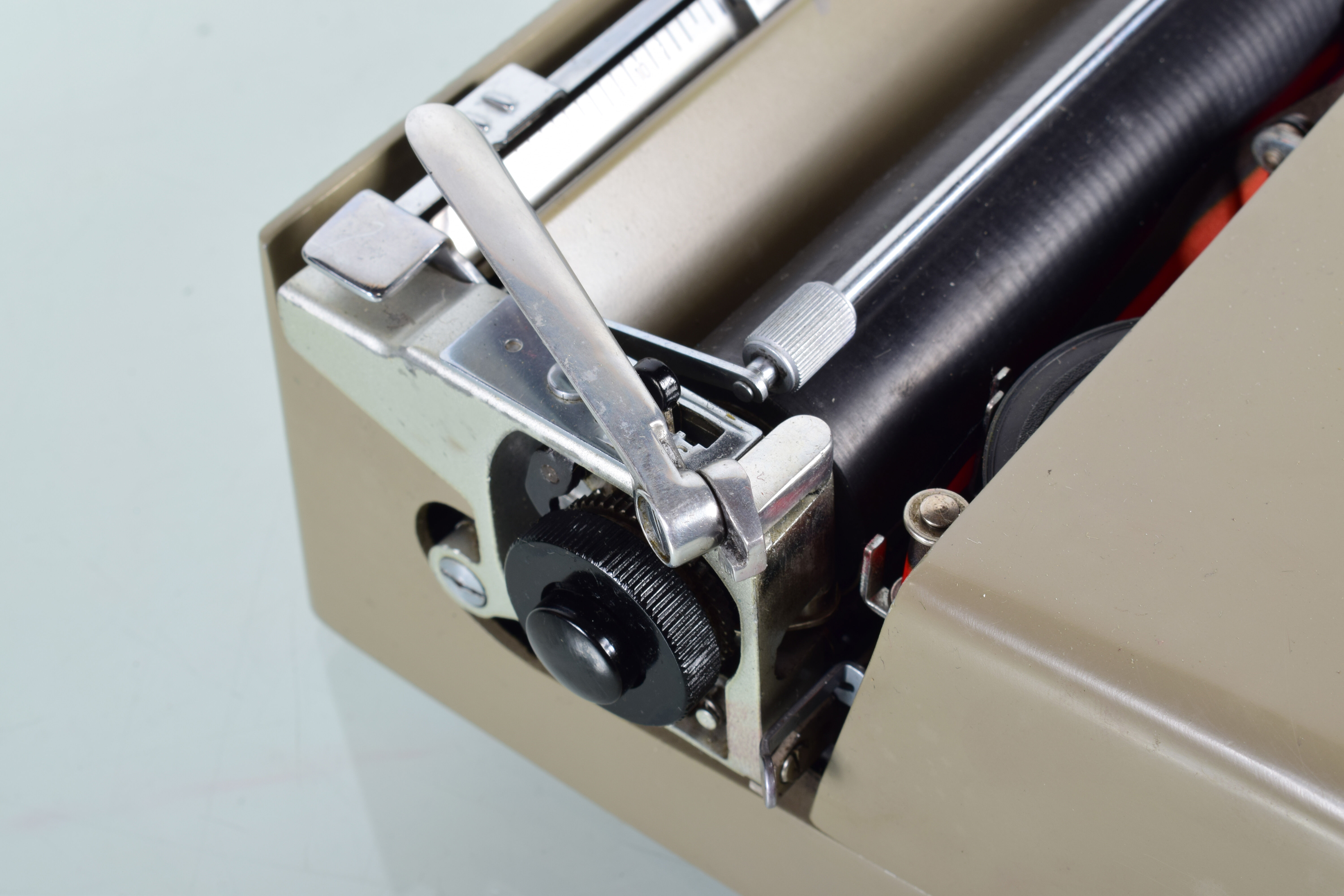 Olivetti Lettera 22 writing machine