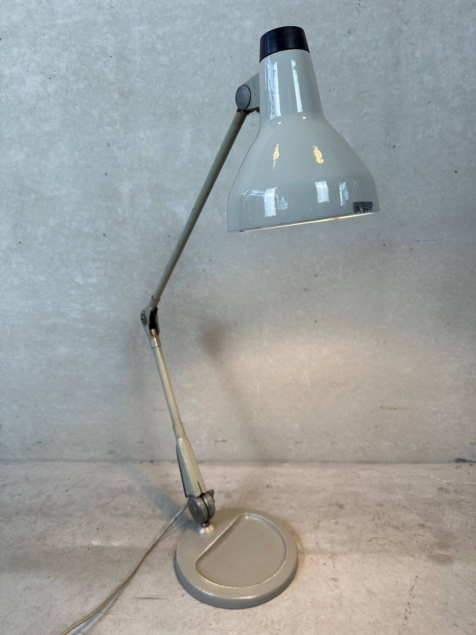 Lampe de bureau vintage émaillée – Rademacher