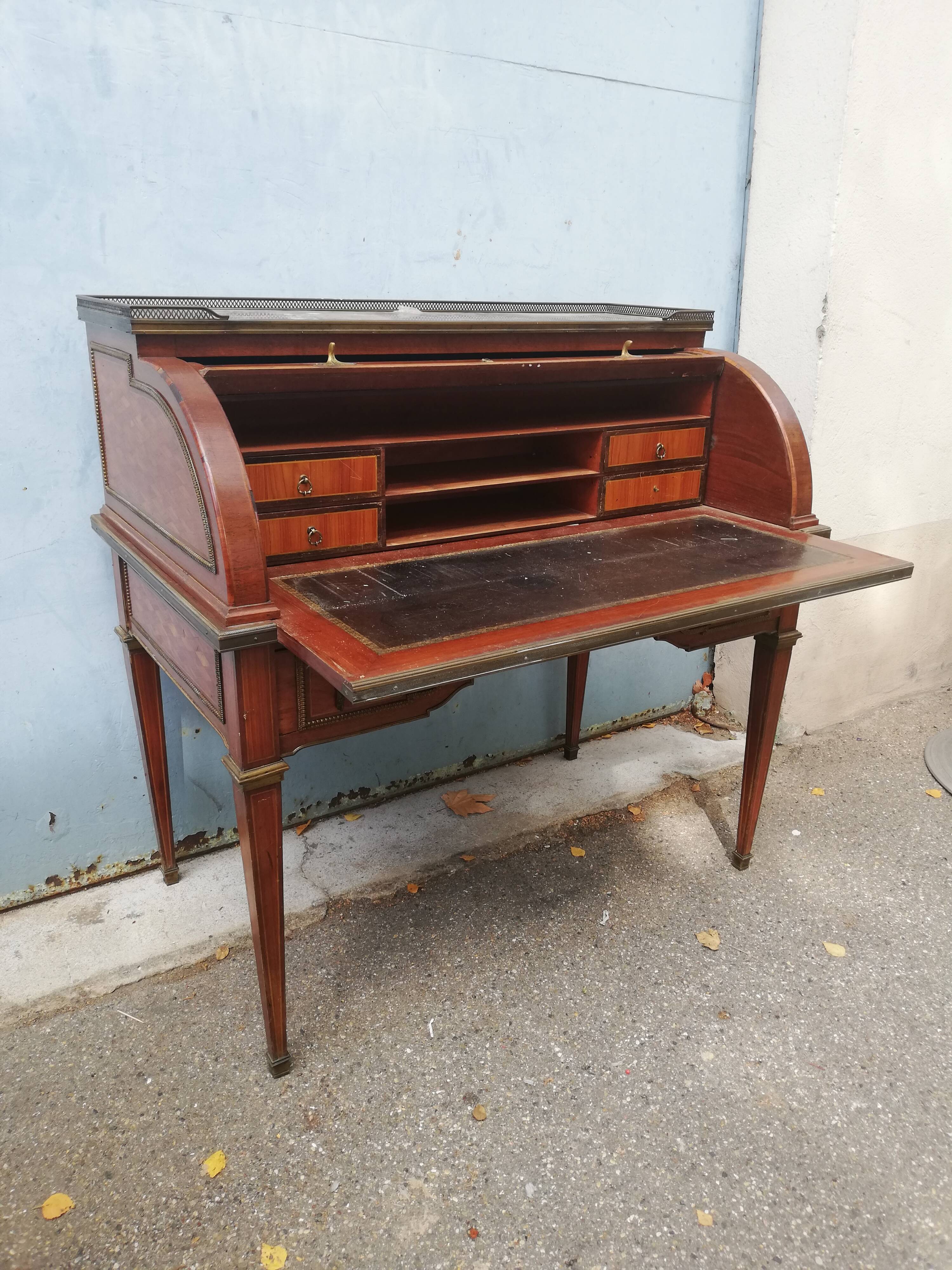 Louis XVI cylinder desk