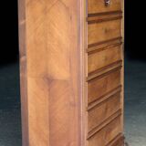 Magnificent 19th century secretary in walnut veneer.