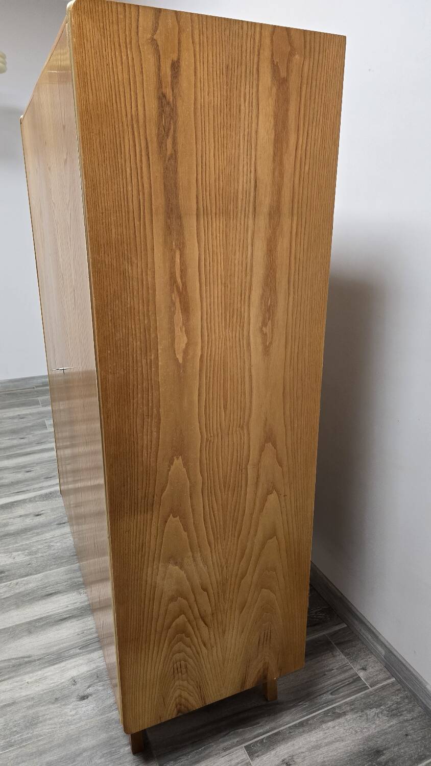 Wardrobe by B.Landsman