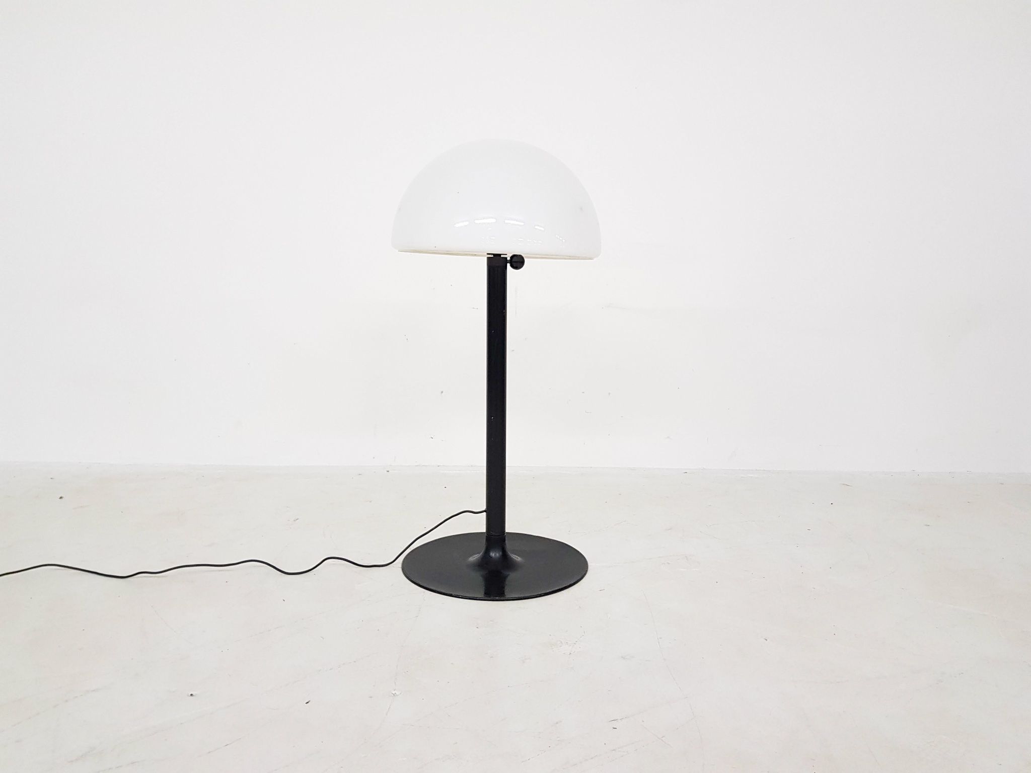 Lampadaire réglable du milieu du siècle