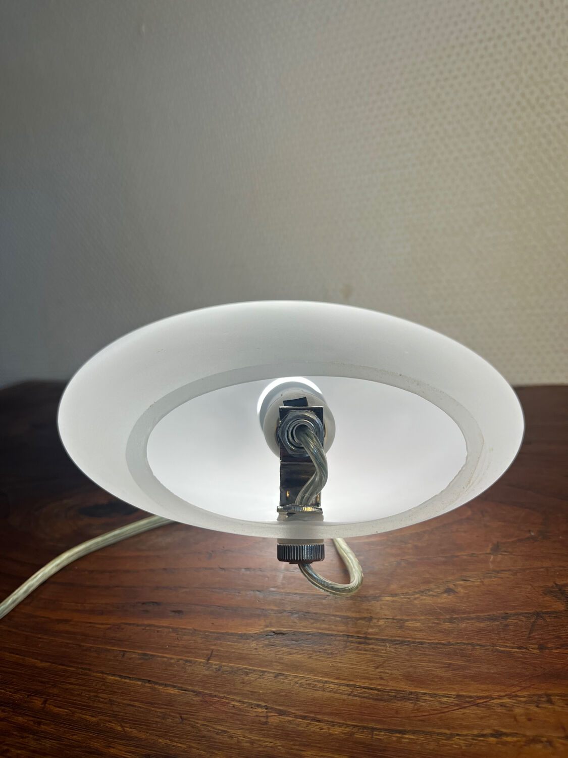 Frosted glass table lamp from the 90s, habitat