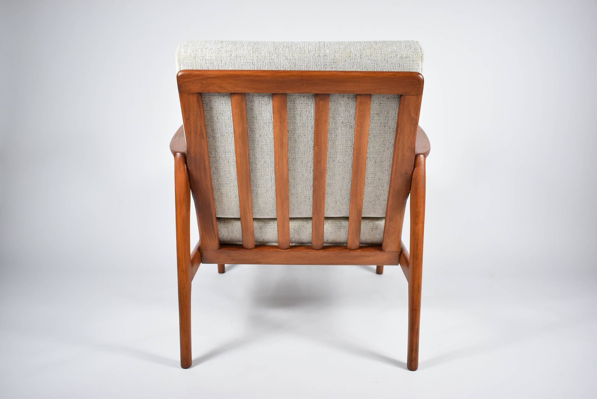Fauteuil d'origine entièrement restauré, icône scandinave des années 60