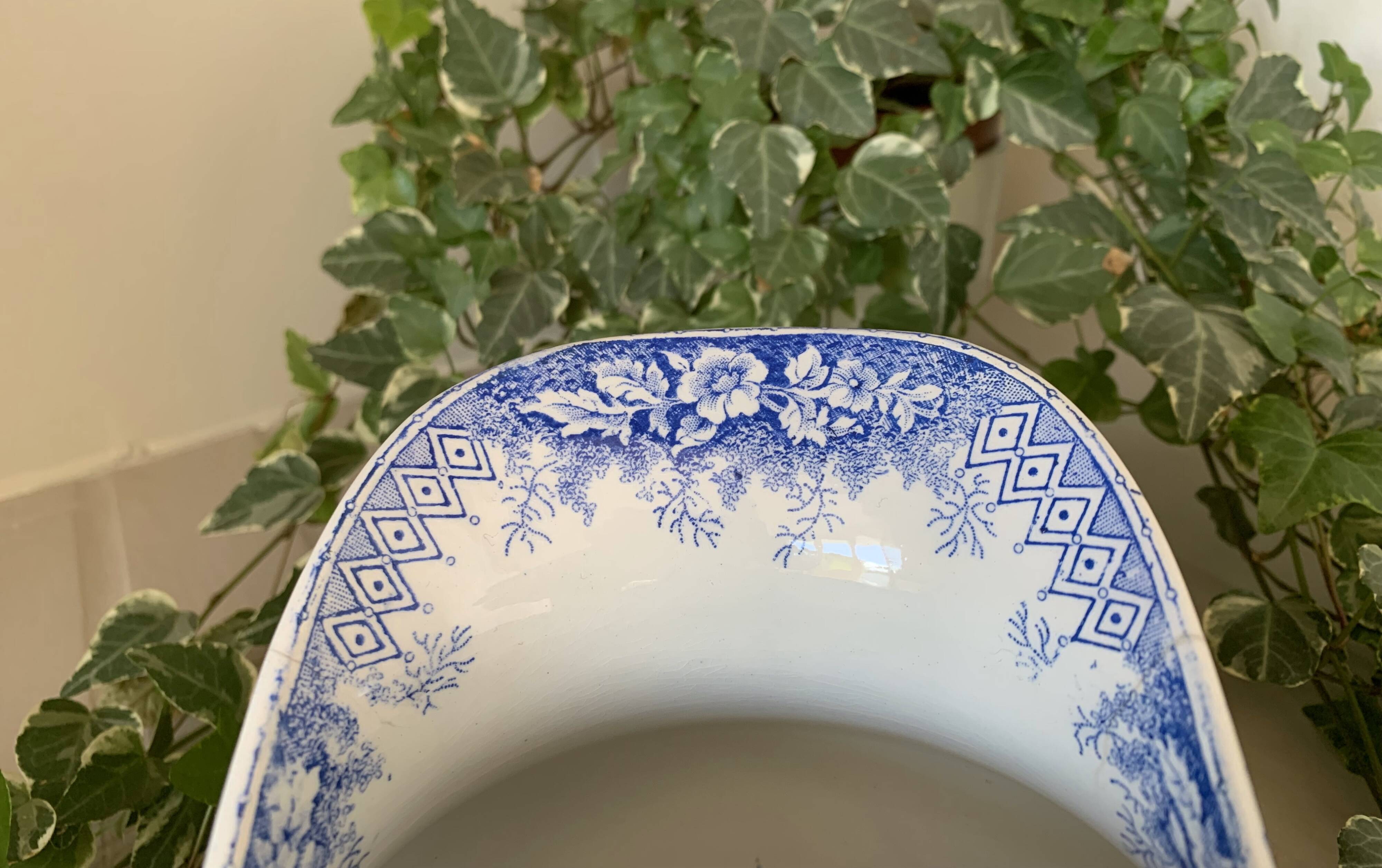 Old earthenware pitcher from Saint-Amand (North) – Jardinière model