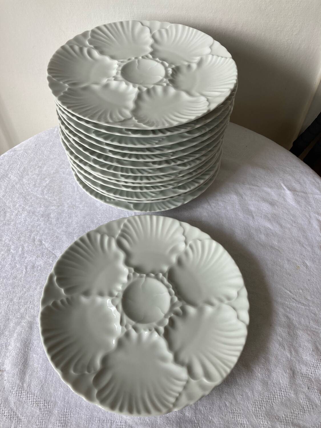 Vintage oyster plates