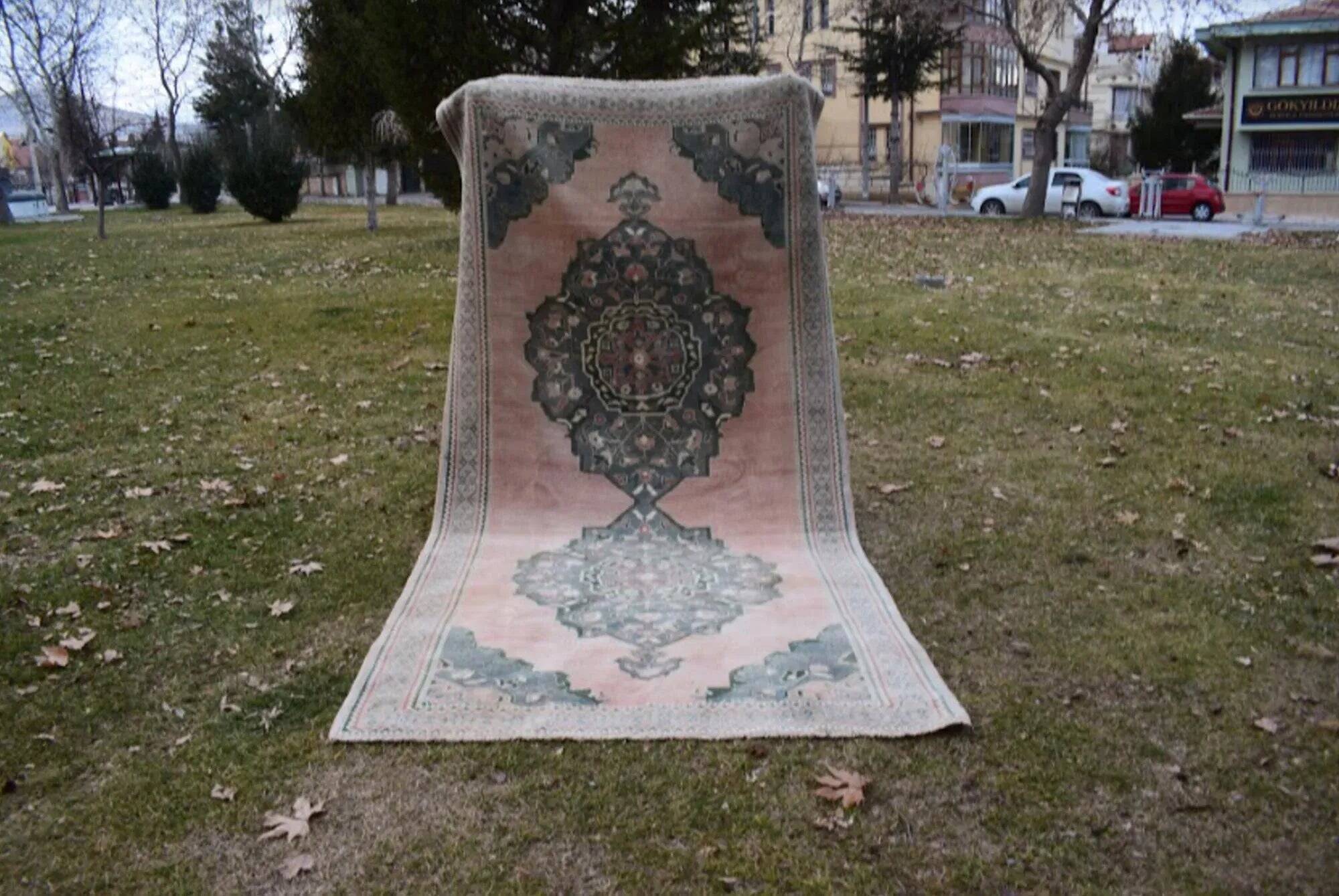 Vintage Turkish hallway rug 165x336 cm