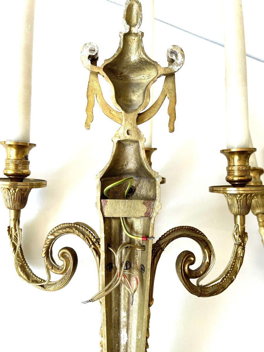 Appliques murales style Louis XVI  fin 19è.  bronze doré, set de 2