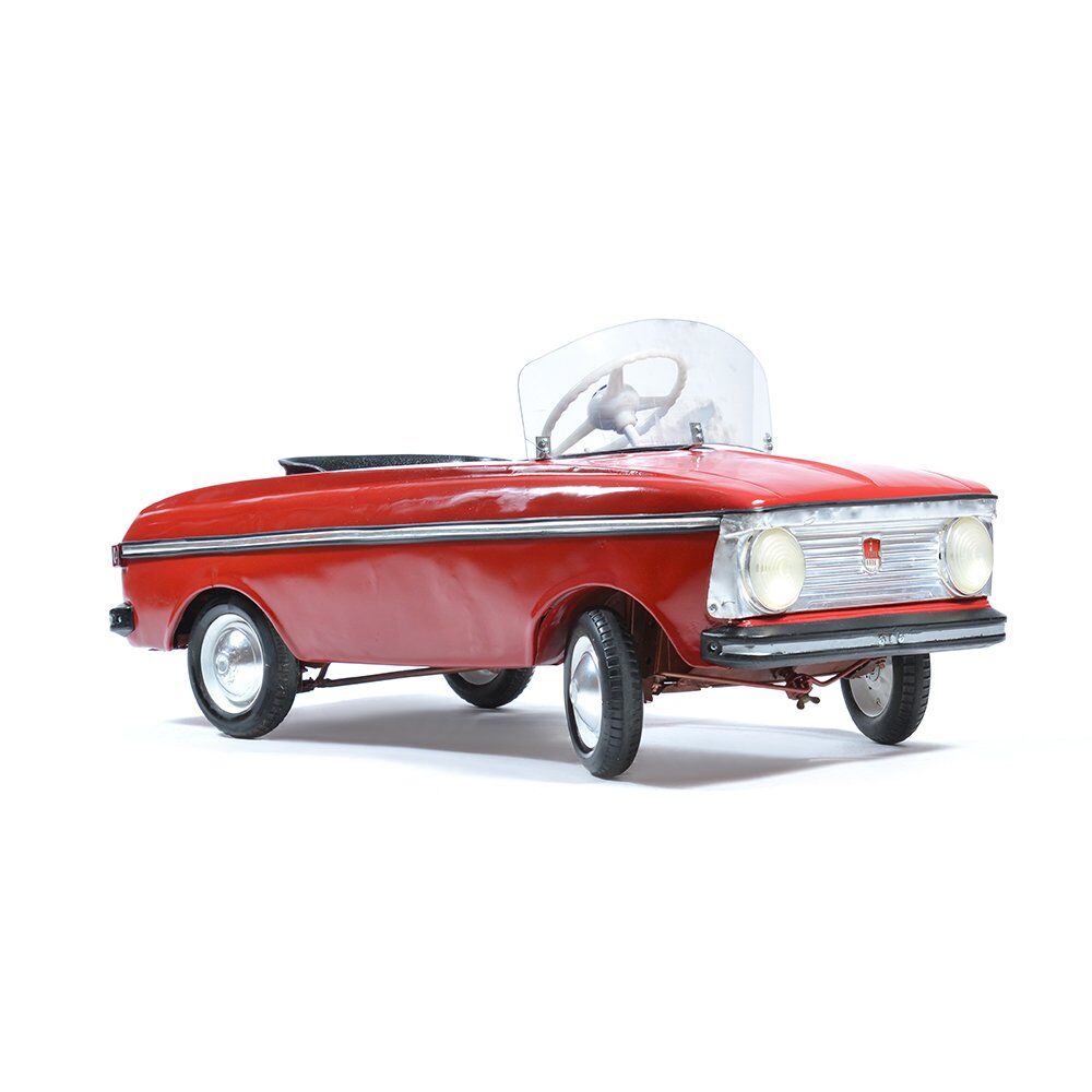Soviet child´s pedal car/azlk 1978
