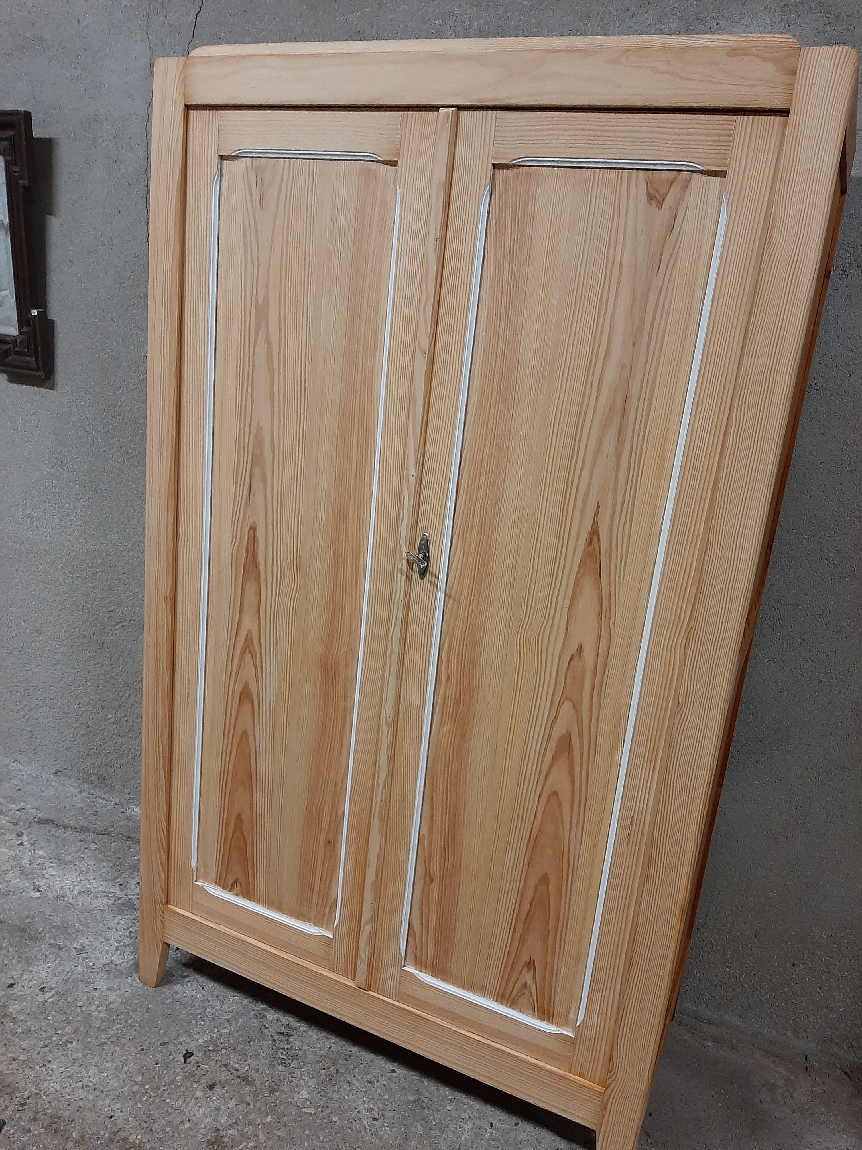 Wardrobe solid pine