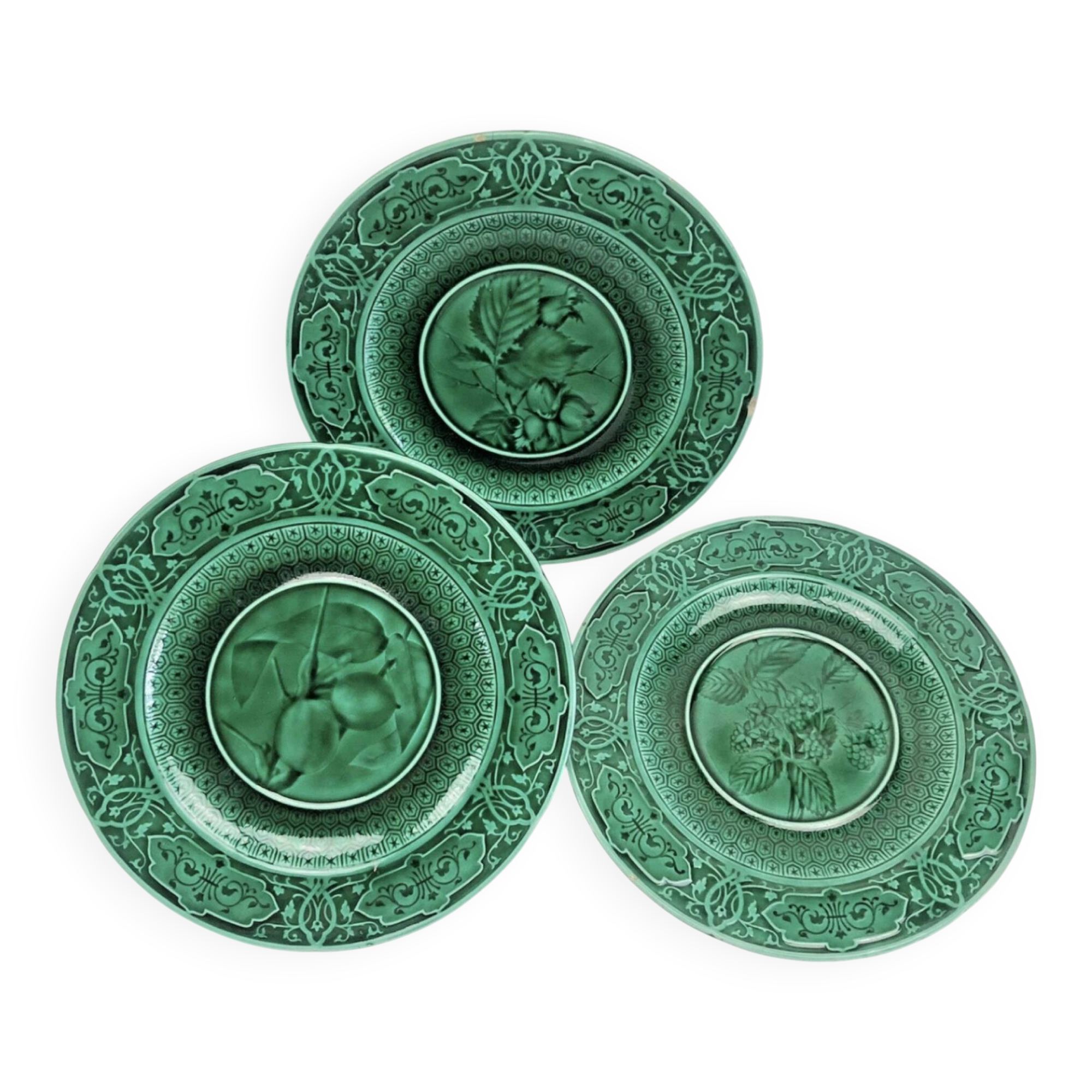 3 fruit plates Sarreguemines majolica shaded enamel Rubelles