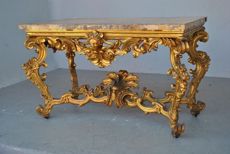 Console rocaille bois doré marbre romain XVIIème