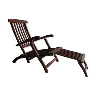 Vintage garden chaise longue