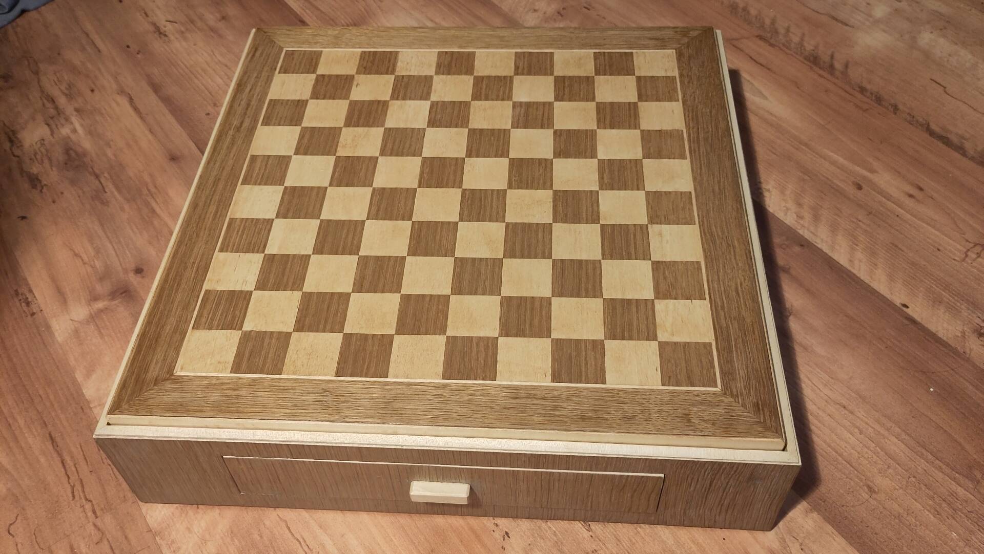 Game chest