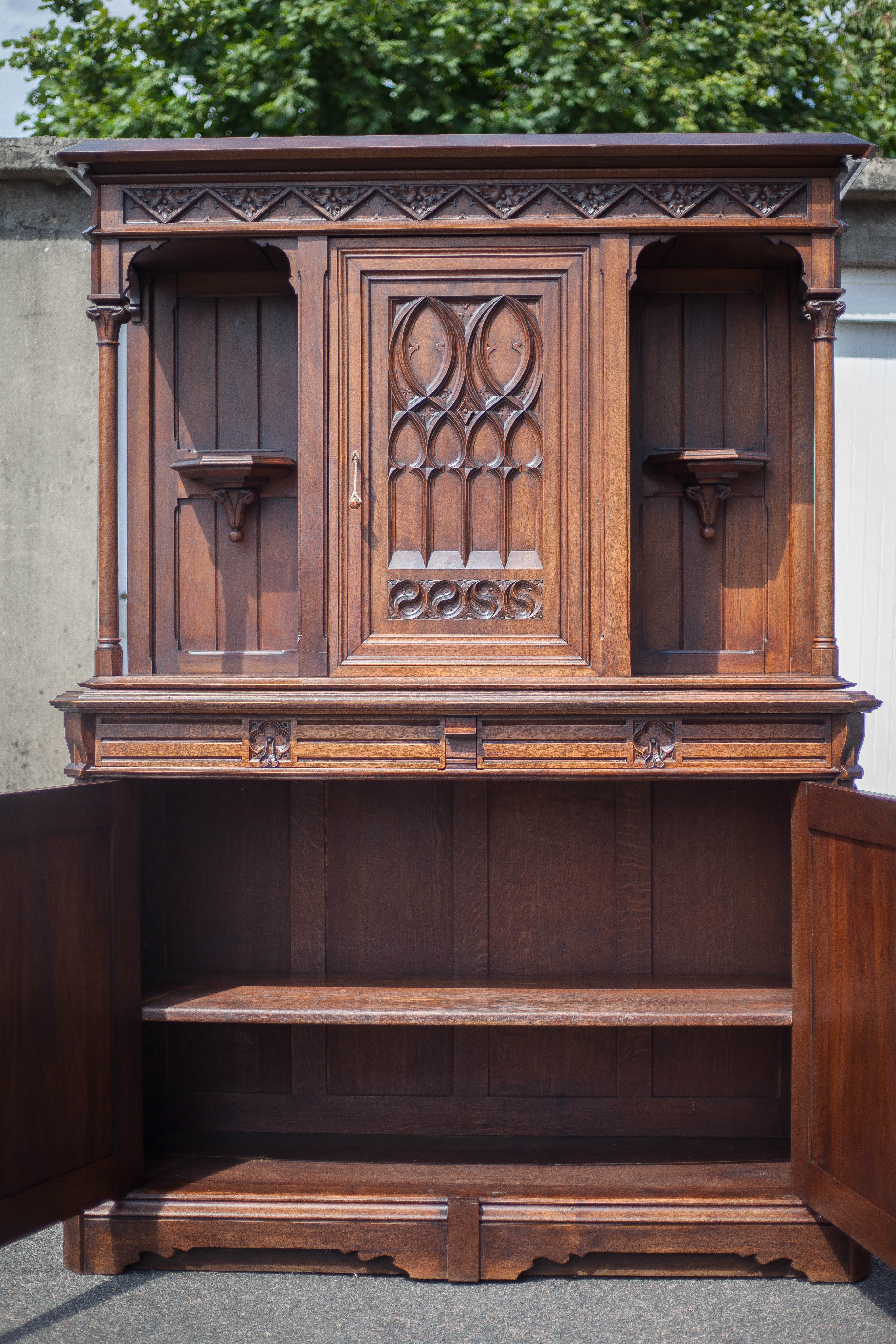 Wooden cabinet