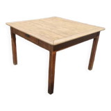 Square farmhouse table with extensions