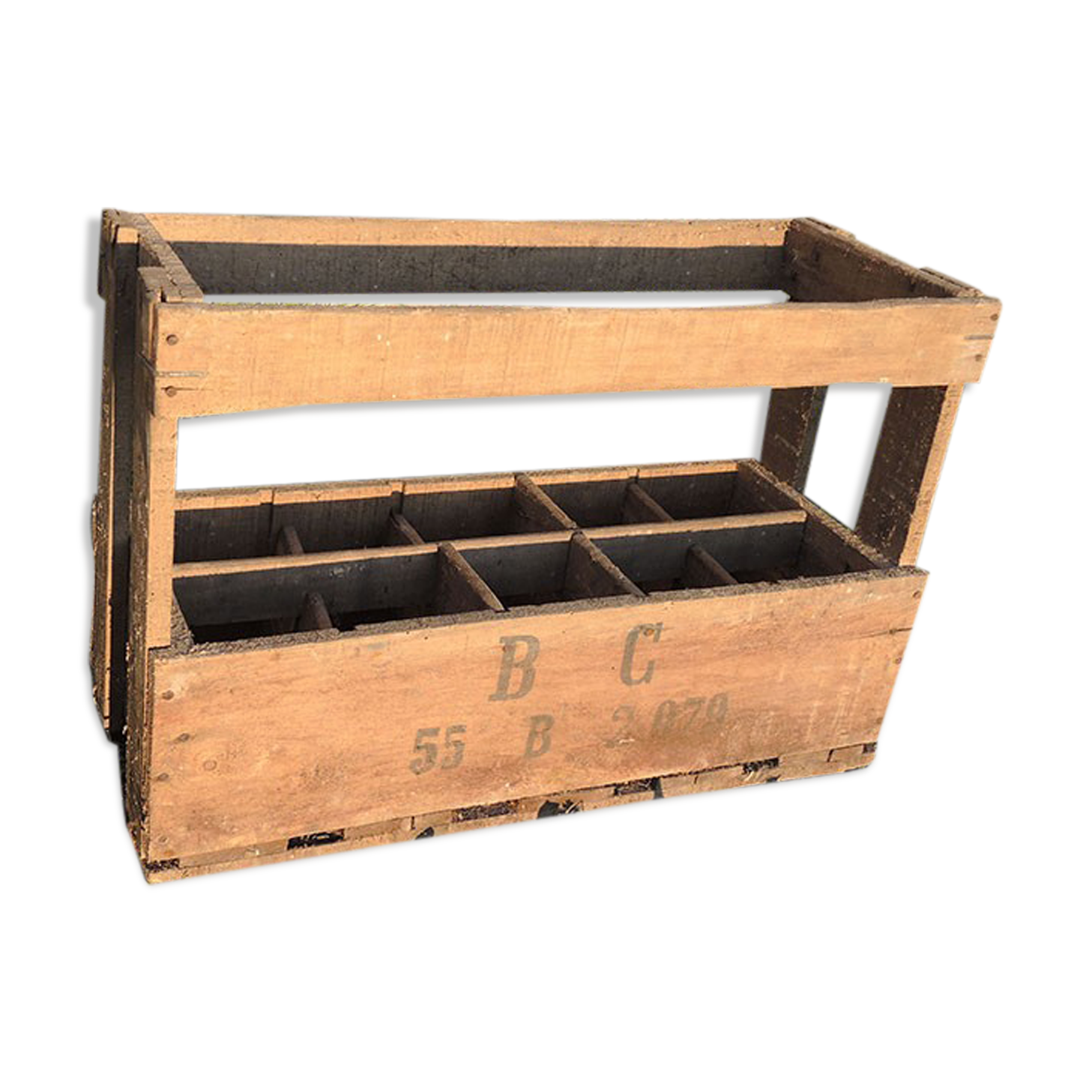 Old box with 10 wooden bottles -bc