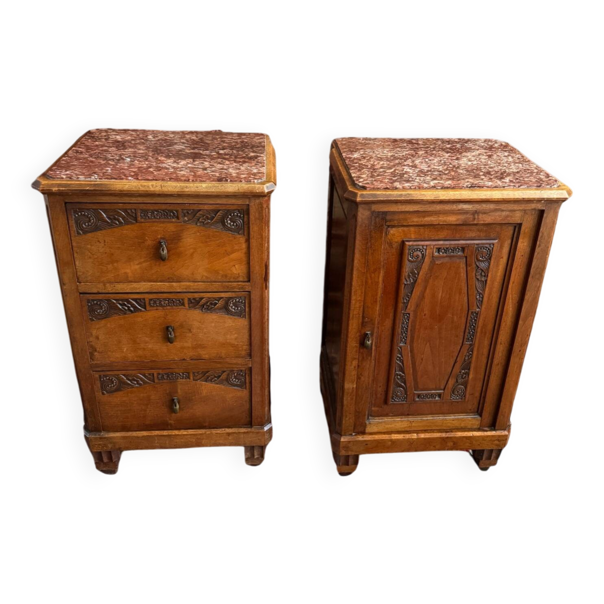 Pair of Art Deco bedside tables from 1930 in carved wood and red marble