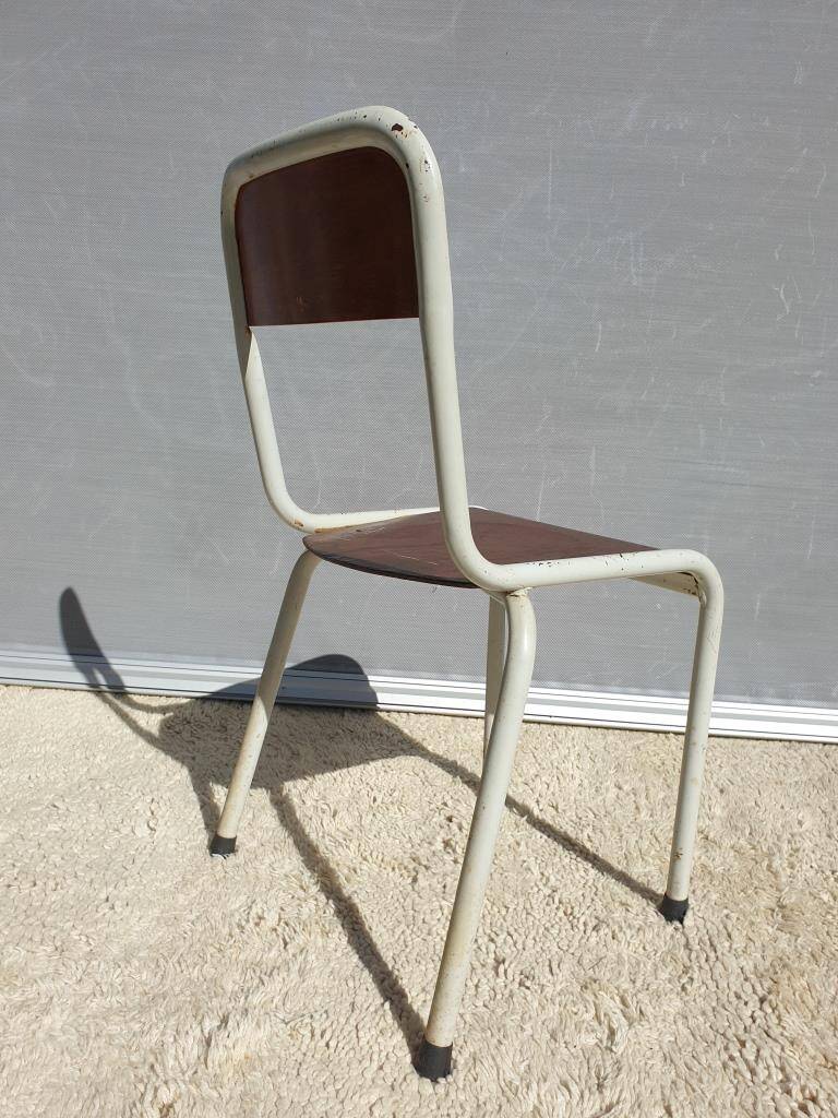 Chaise métal Mullca dossier arrondi