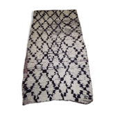 Ancient Berber carpet - 110x220cm