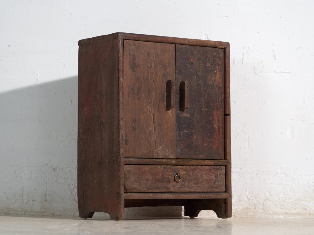Small antique Chinese cabinet – China, around 1900