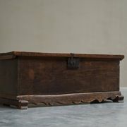Oak and wrought iron mallet, early 18th century.