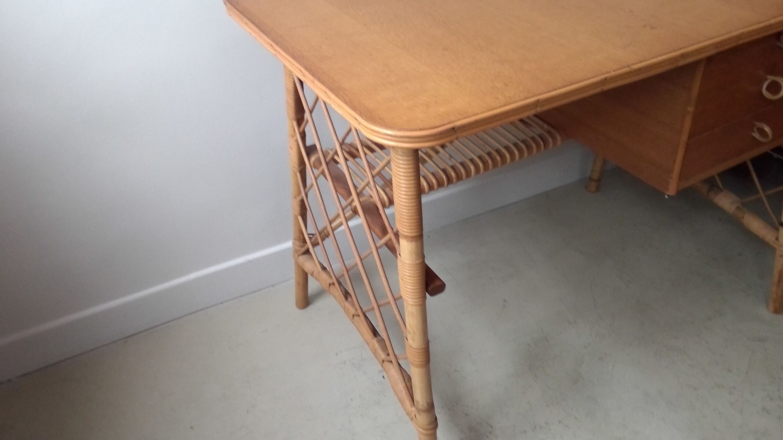 Bureau en rotin Sognot