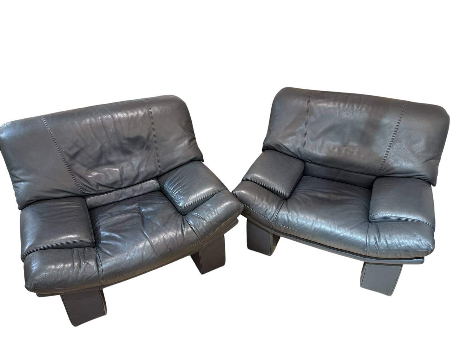 Pair of armchairs, Nicoletti Salotti, 1980, Italy