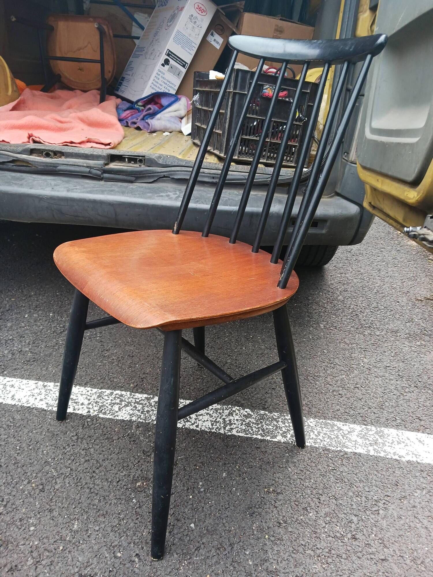 Paire de chaises scandinave " stol kamnik " 1960 étiquette d'époque sur les deux