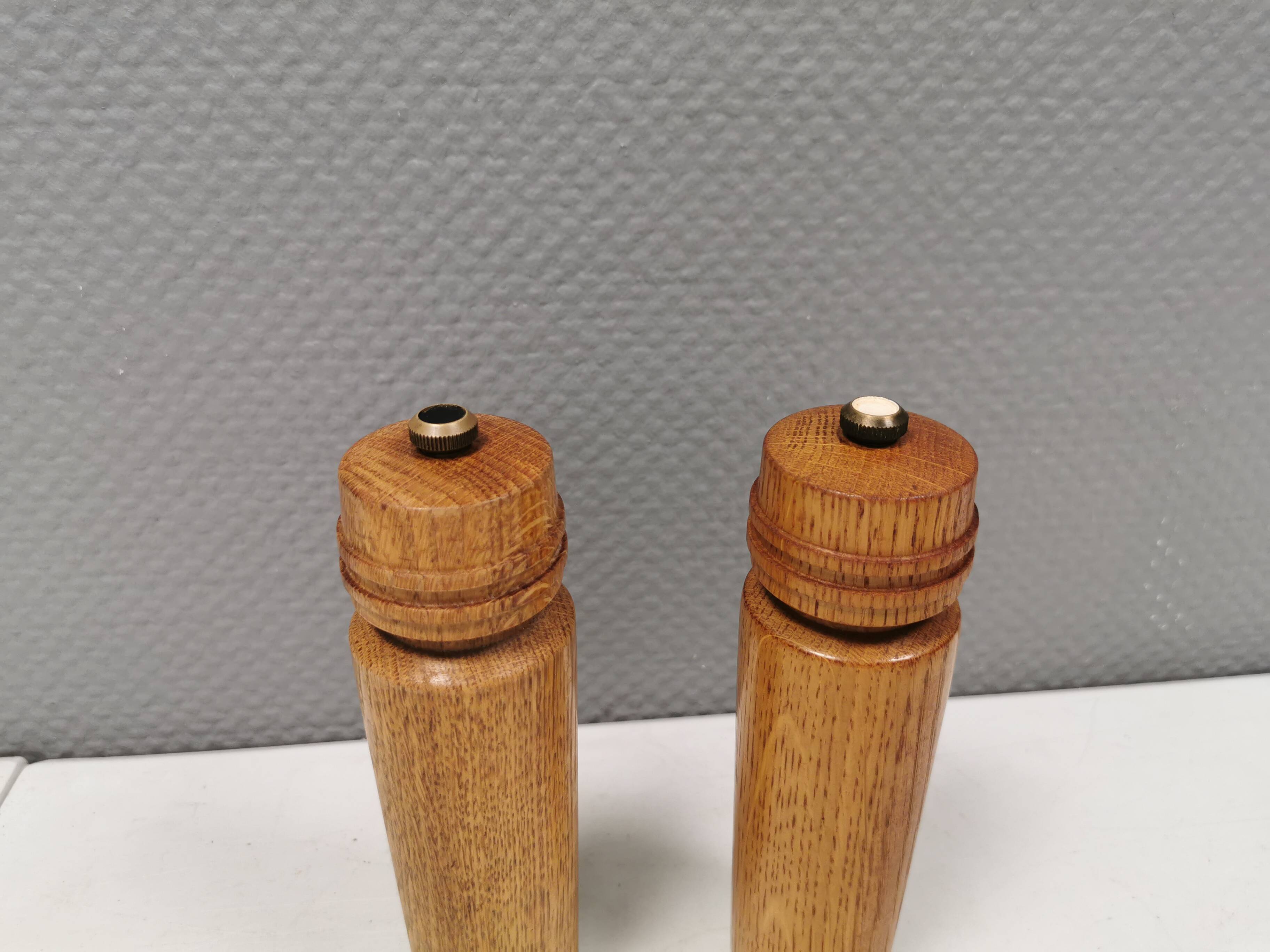Vintage set of salt and pepper grinders, in oak Denmark 1960s