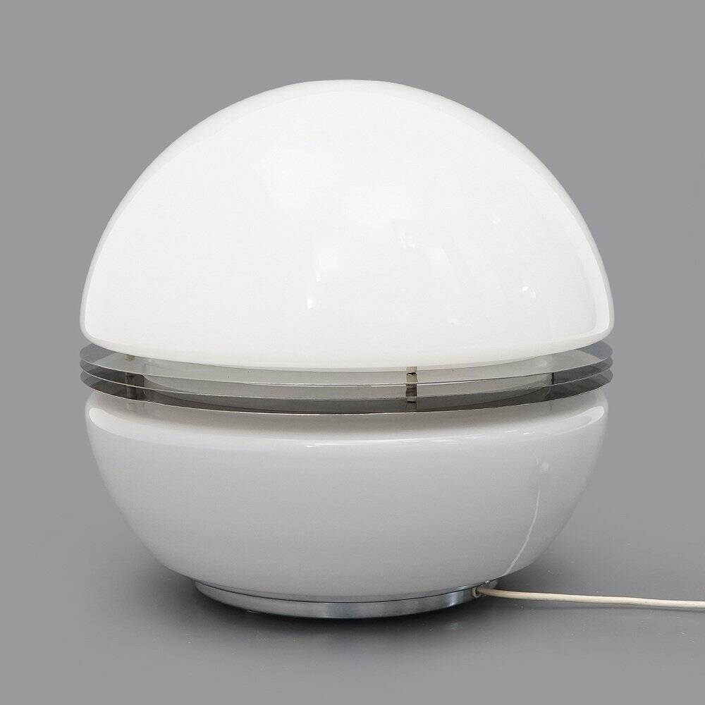 White glass table lamp by Enrico Tronconi for Tronconi, 1970s.