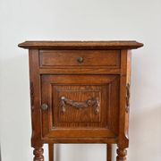 Table de chevet