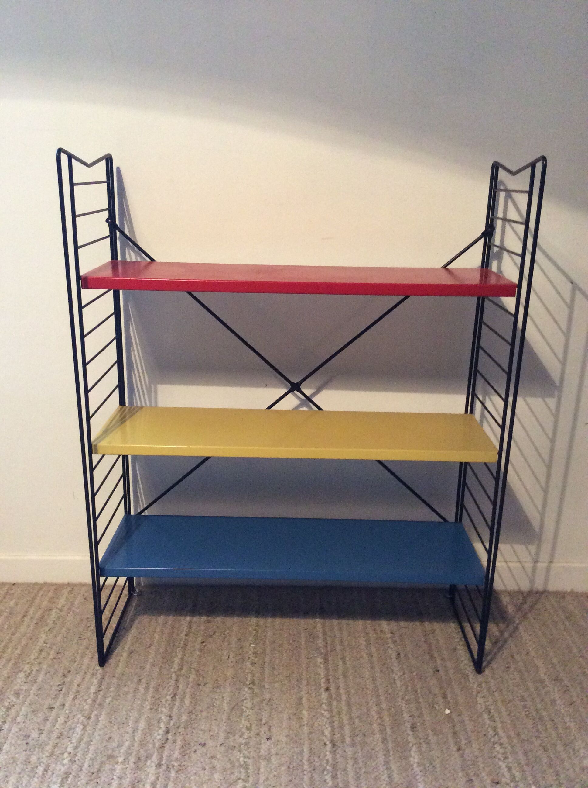 Tomado Holland shelf from the 50s